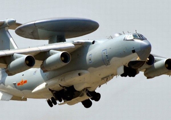 中國空軍現(xiàn)役機(jī)型圖集