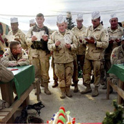 外國軍人如何過節(jié)？