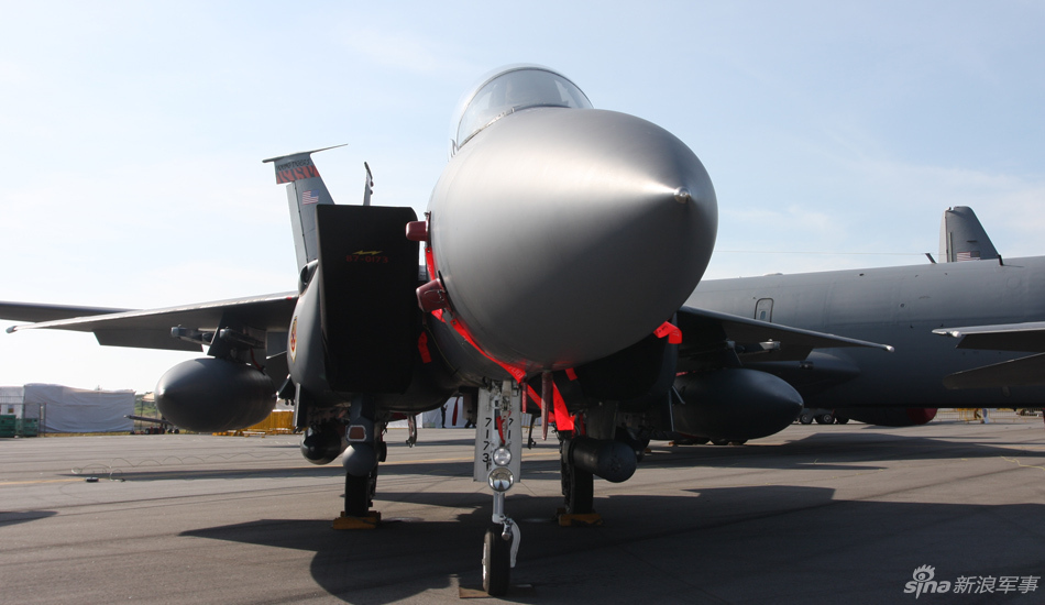 美國空軍展示兩架F－15E攻擊鷹戰斗轟炸機