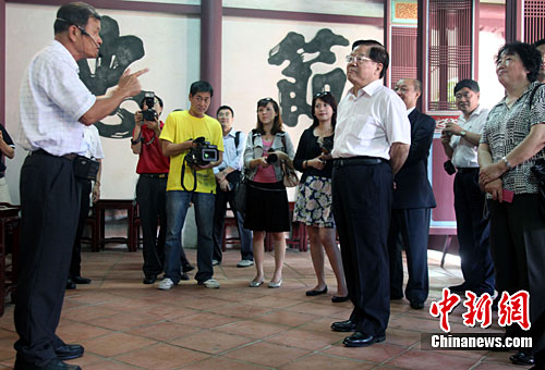 圖：蔡武參觀臺南孔廟