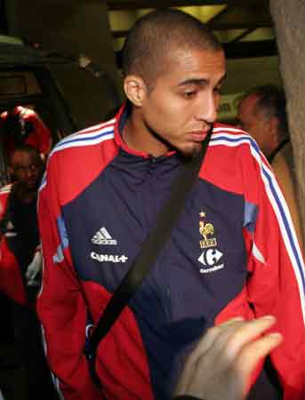 特雷澤蓋：離我遠(yuǎn)點(diǎn)，我要瘋了！