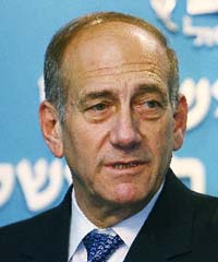 奧爾默特：卡察夫不能繼續勝任總統職位