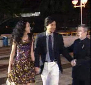 莫文蔚牽手公開戀情（圖）