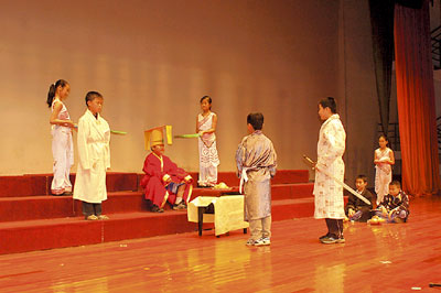 戲劇曲藝小舞臺,語言藝術大世界