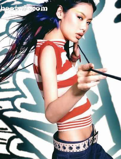 性感裝扮的樂(lè)基兒