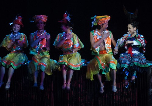 開幕式《多彩貴州風》