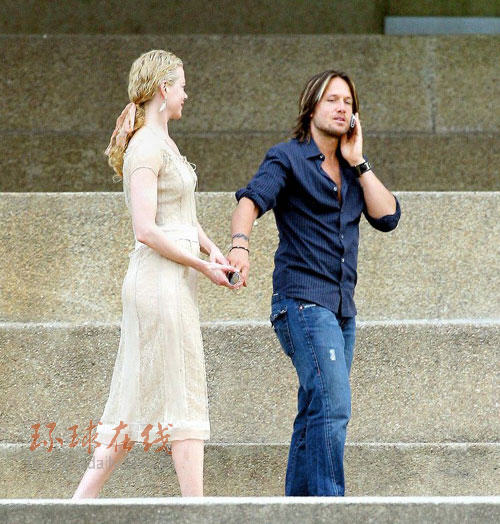 妮可享受甜蜜二人世界(圖)