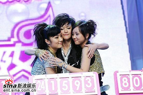 成都三強(qiáng)風(fēng)頭不敵李宇春(圖)