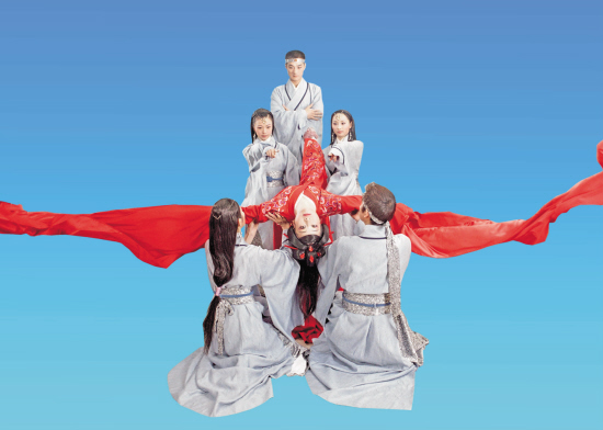 向大師致敬：百年柔美越劇唱出易卜生世紀名劇 