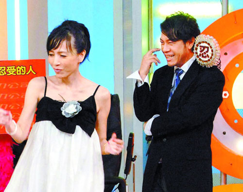 蔡康永請?jiān)S純美錄節(jié)目 李明依批降格