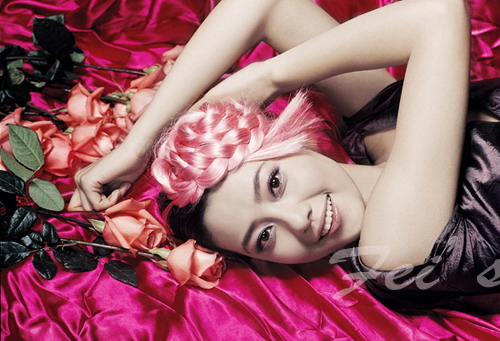 高圓圓芭比風格性感誘惑(圖)