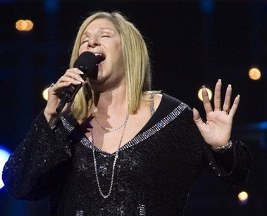 史翠珊演唱會(huì)再度節(jié)外生枝：憤怒觀眾大鬧場(chǎng)