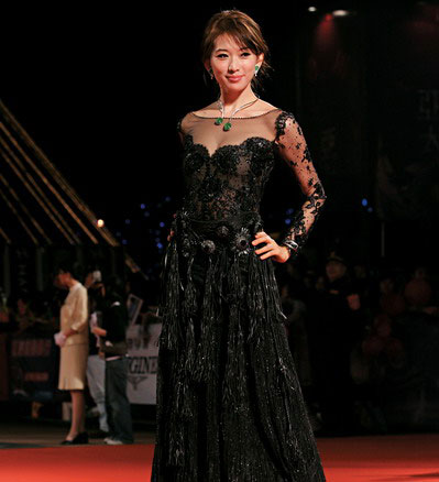 林志玲打造金鐘獎服裝 再現赫本復古造型(圖)