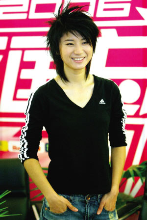 歌迷狀告娛樂大鱷 質(zhì)疑李宇春獲獎票數(shù)(圖)