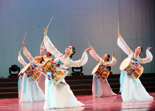 “舞動中國——當代舞蹈精品展演” 在京舉行