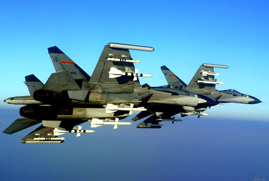 中國空軍戰機復雜電磁環境突防打擊遠程目標