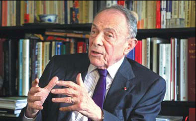 法國前總理:西方期待中國在國際社會發揮更大作用