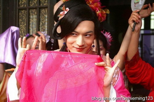 娛樂圈男扮女裝以假亂真的十大偽娘