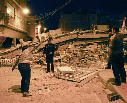 西班牙發生50年來最強烈地震