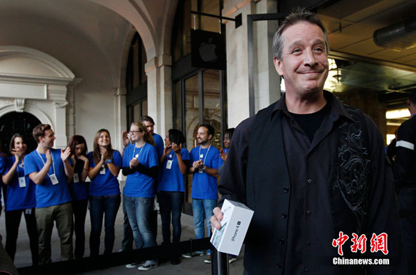 iPhone 4S全球熱賣