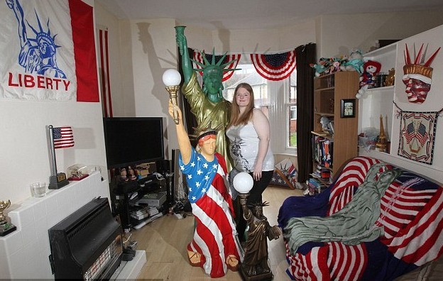 英女子與美國自由女神像陷入熱戀 希望永結連理