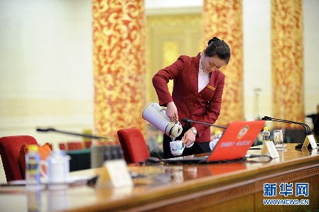 兩會(huì)因她們而美麗!