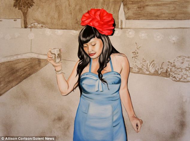 圖：美藝術家用吸塵器中塵土繪制神奇畫作