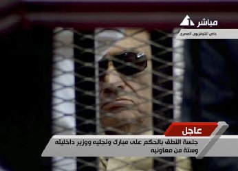 穆巴拉克被判終身監禁老淚縱橫 民眾對判決不滿埃及局勢再度惡化