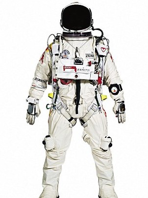 跳傘狂人挑戰(zhàn)3.65萬(wàn)米高空跳傘 下降速度將超音速