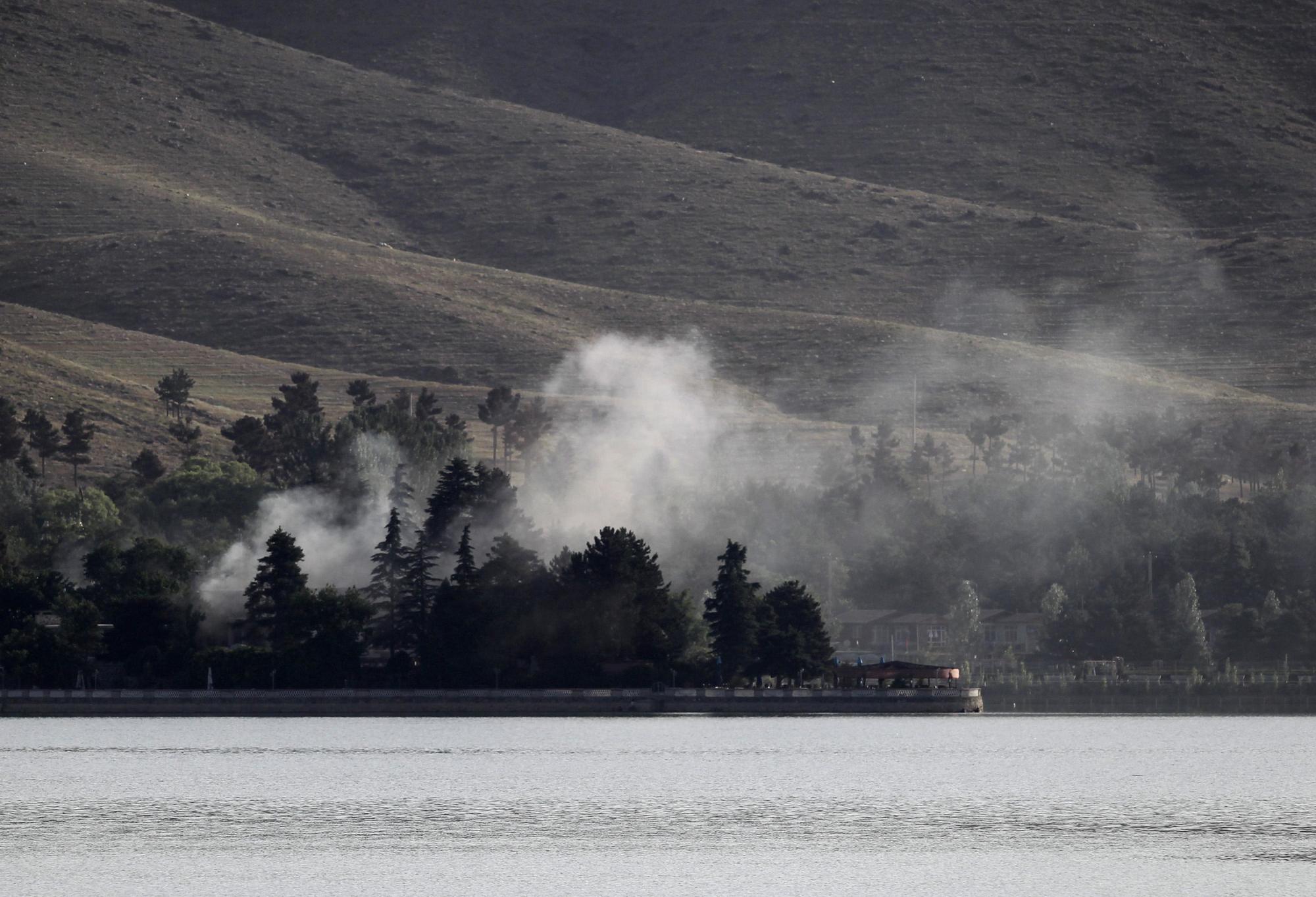 阿富汗塔利班襲擊酒店劫持數十人質 目標鎖定外國外交官和北約要員