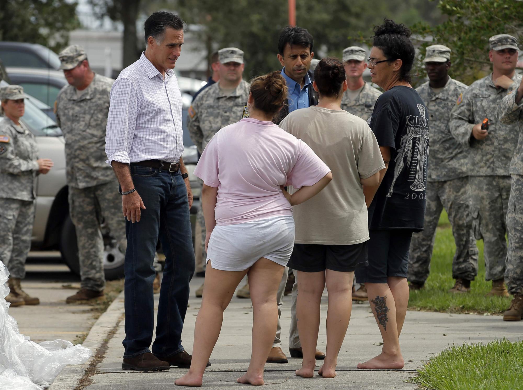 羅姆尼搶先視察颶風(fēng)災(zāi)區(qū)被批虛偽 “黑”奧巴馬廣告惹爭(zhēng)議