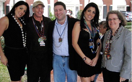 彼得雷烏斯“小四”深陷巨額債務 “小三”之父為女喊冤