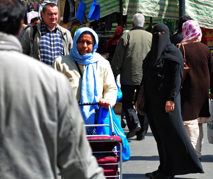 移民激增致倫敦白人首次淪為少數派 無神論者已占全英1/4人口