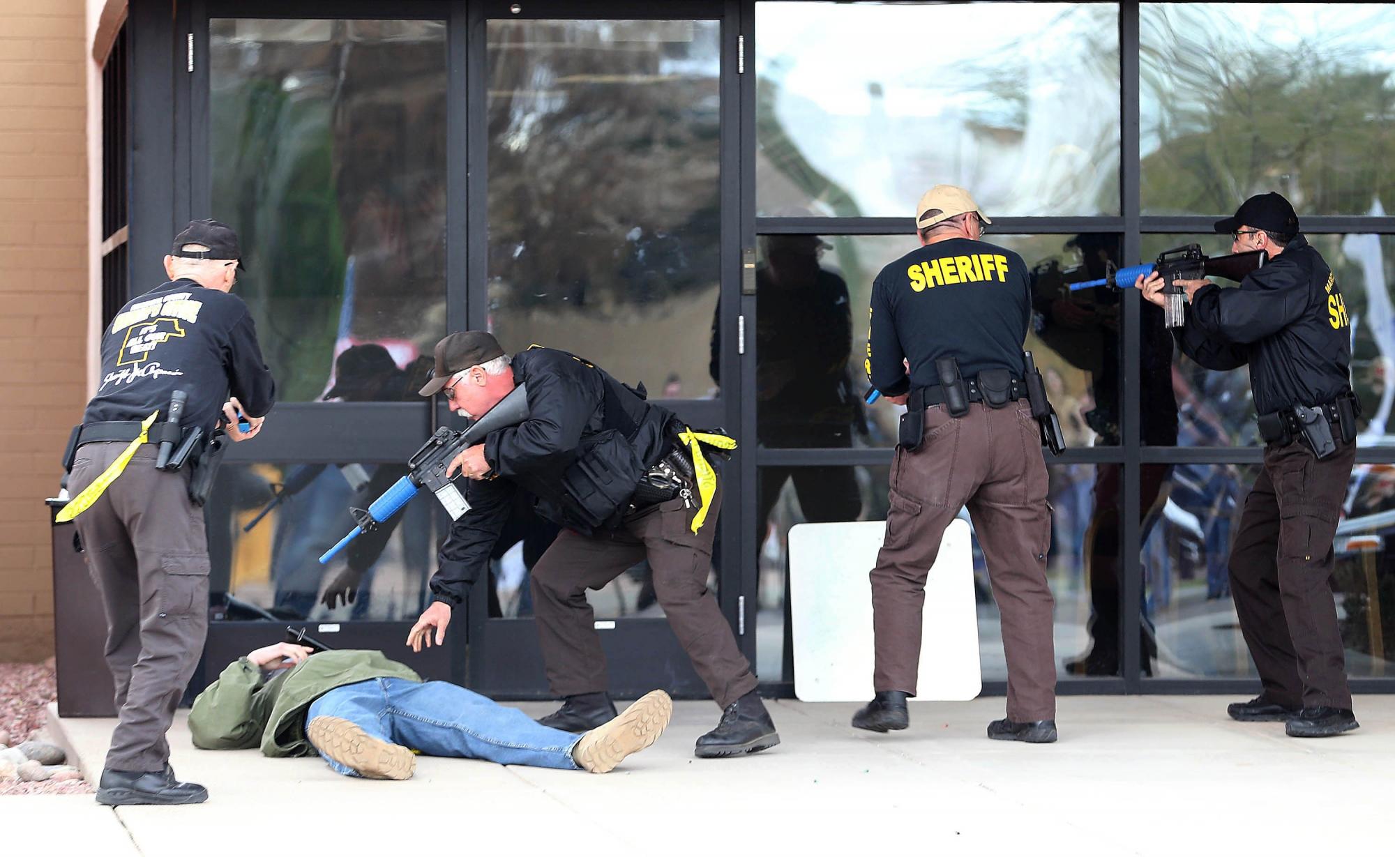 電影照進現實？美好萊塢動作巨星受聘當教練