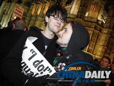 英國下議院通過同性婚姻法案 首相卡梅倫公開支持