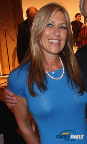 谷歌董事長施密特被曝風流成性 舊愛新歡多名情人