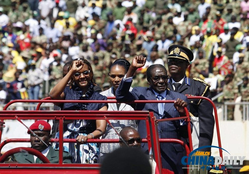 89歲穆加貝宣誓就任津巴布韋總統(tǒng) 已執(zhí)政33年（組圖）