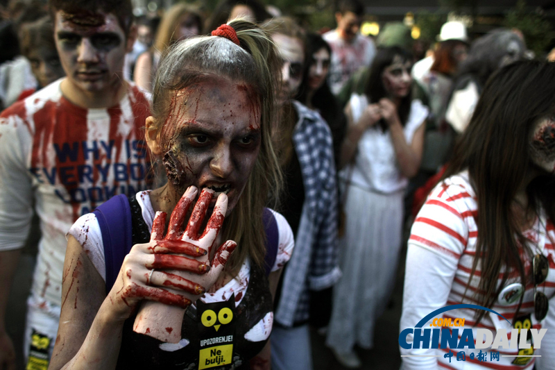 塞爾維亞“僵尸”上街 恐怖氣氛升級