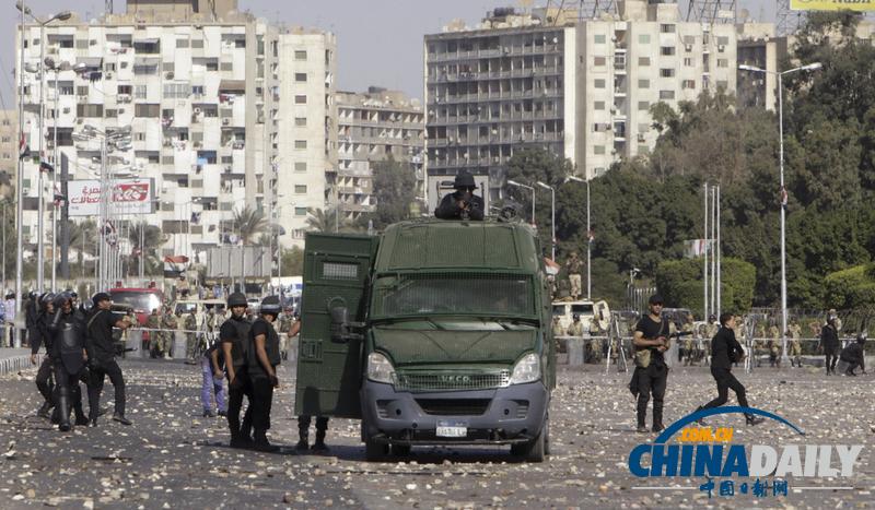 埃及學生爆發反軍方統治示威 與防暴警察沖突