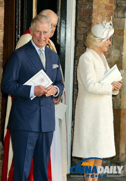 盤點參加喬治小王子受洗儀式皇室成員與賓客 哈里獨自現身