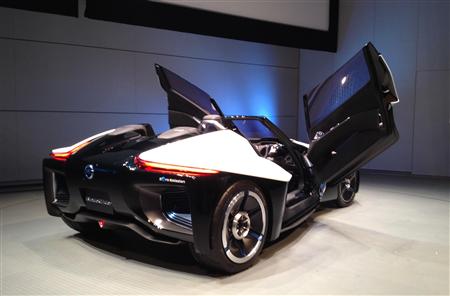 日產汽車公司新推三角形跑車 駕車者會有飛翔感覺