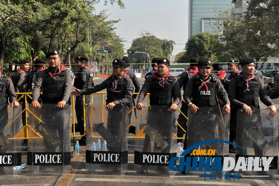 泰國政治危機威脅預算 大米收購及公共投資計劃受損