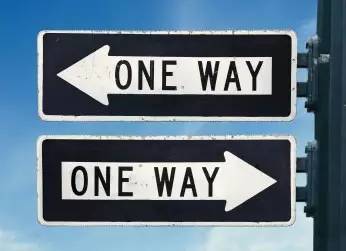 老說(shuō)“人設(shè)崩塌”，它的英文該怎么說(shuō)？