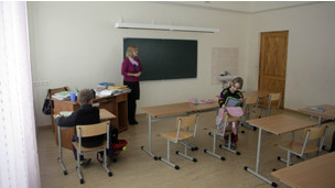 留學問答:移居英國后孩子如何上學?