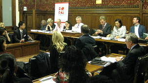 英中青年領袖論壇探討創意產業合作