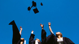 倫敦時尚：畢業(yè)季，怎么穿？