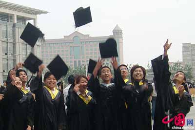 “周末碩士生”折射急功近利心態