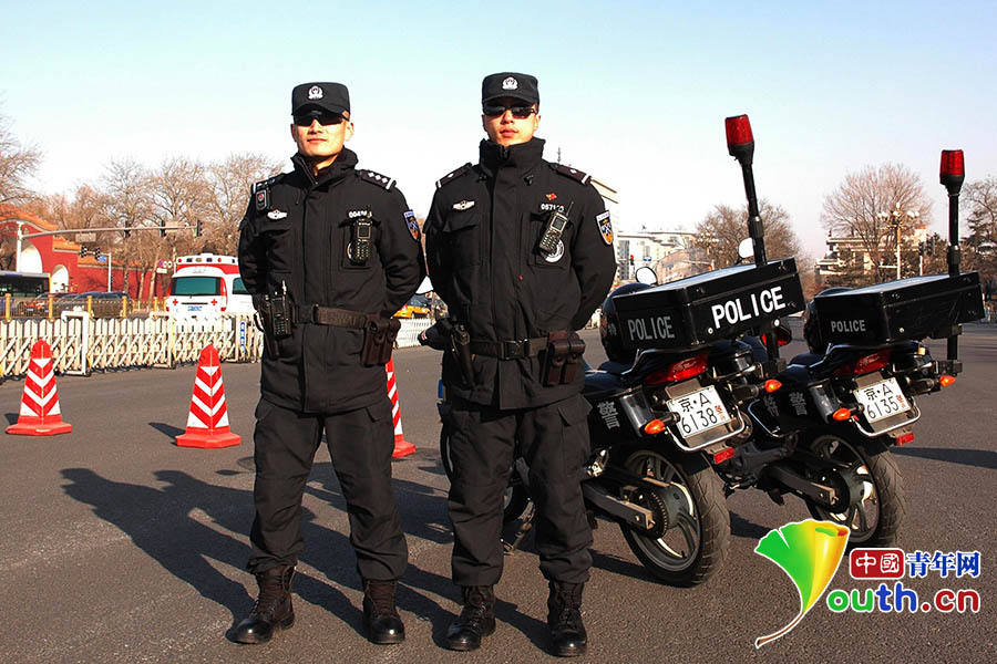 鏡頭下的首都特警“兩會(huì)”范兒