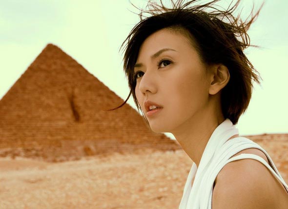 盤點(diǎn)那些紅遍中國的新加坡歌手