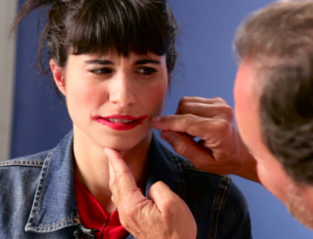 讓老爸給自家女兒化妝會是啥樣？